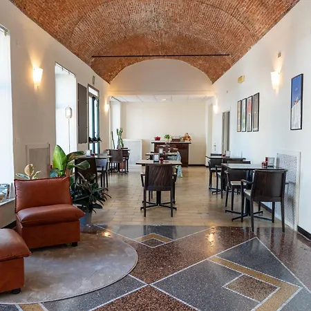 Miramare Szálloda